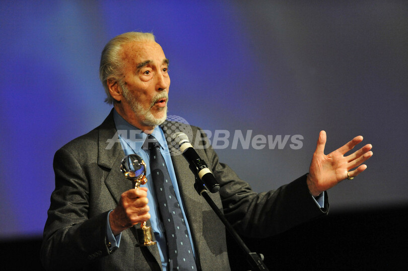 俳優クリストファー・リー、クリスタル・グローブ賞を受賞