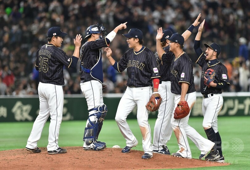 侍ジャパンが連勝 中田、筒香弾で2次R進出に前進