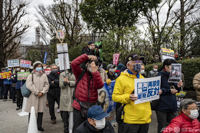 国会前で脱原発デモ、菅直人元首相も参加
