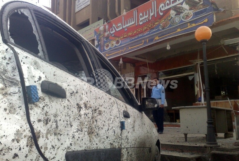 イラク西部で自爆攻撃、警官ら10人が死亡