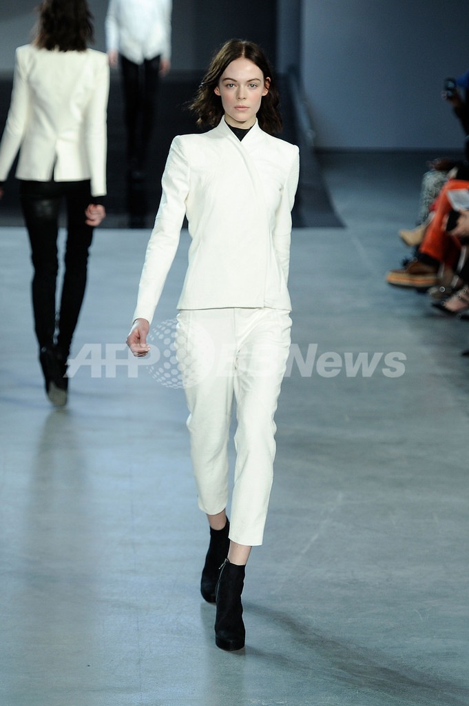 ＜12/13年秋冬NYコレクション＞ヘルムート・ラング