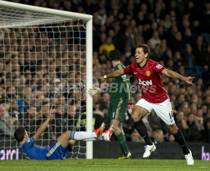 マンUが勝利、9人のチェルシーは判定に泣く