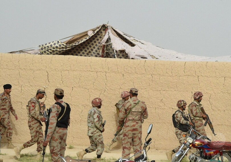パキスタン自爆攻撃で128人死亡 選挙集会狙う ISが犯行声明