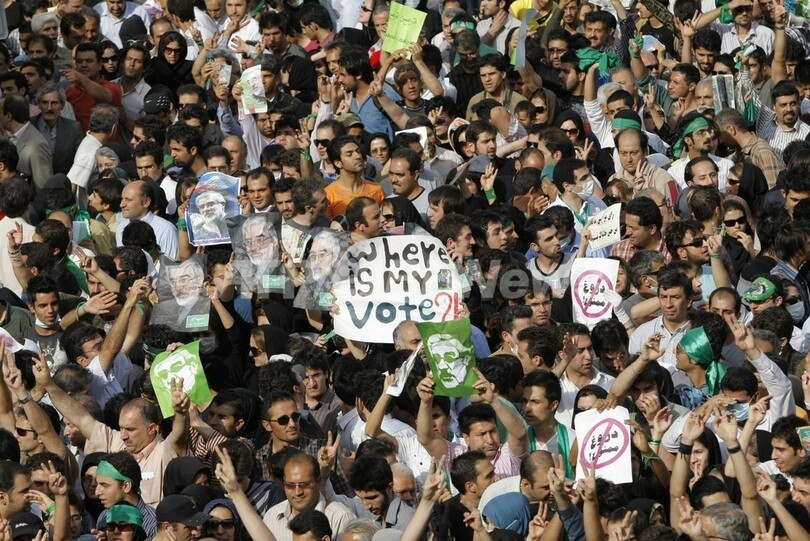 イラン、反体制デモ参加者9人を「まもなく処刑」 高官語る