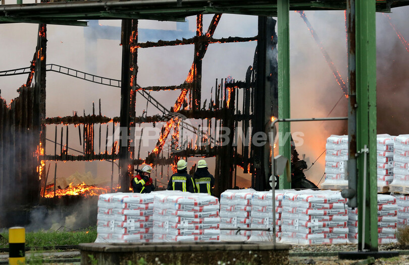 ドイツの肥料工場で火災