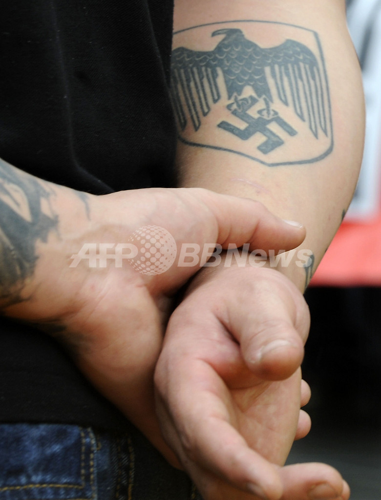 スペインの国家の日「イスパニアの日」、街では軍事パレードも