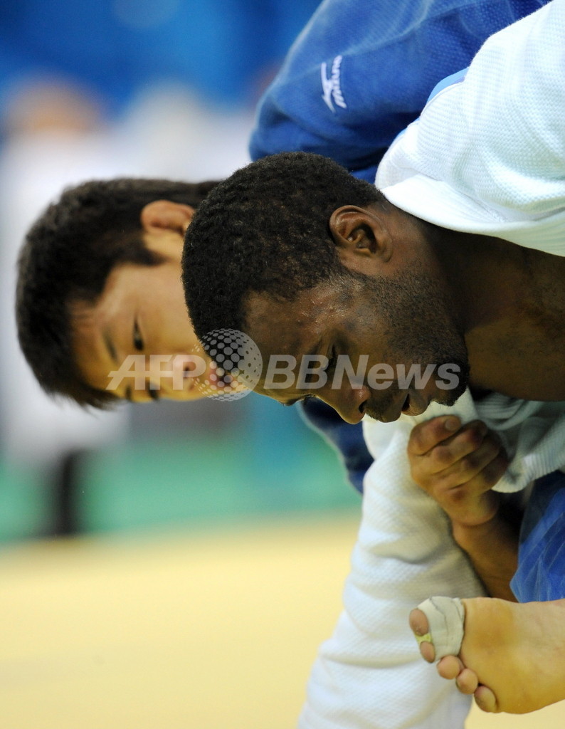 内柴 ヒメネス下し3回戦へ