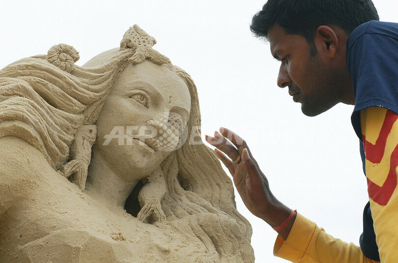 アーティストが腕を競うドイツの砂祭り