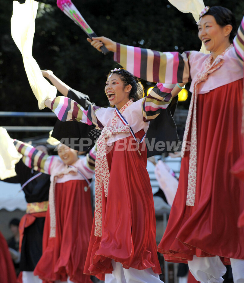 「スーパーよさこい2010」、表参道を埋め尽くす踊り手たち