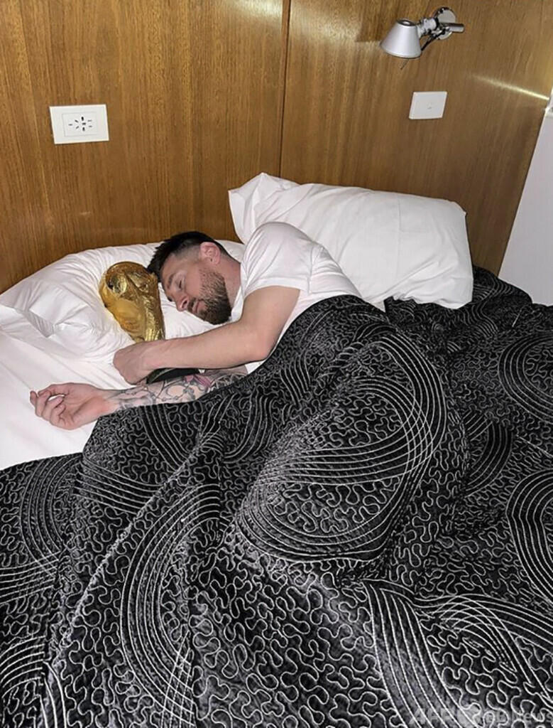 メッシがPSG残留へ 契約1年延長と報道