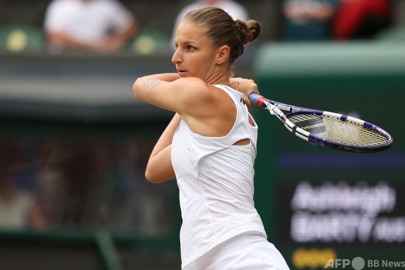 バーティ、ウィンブルドン初優勝 プリスコバに競り勝つ