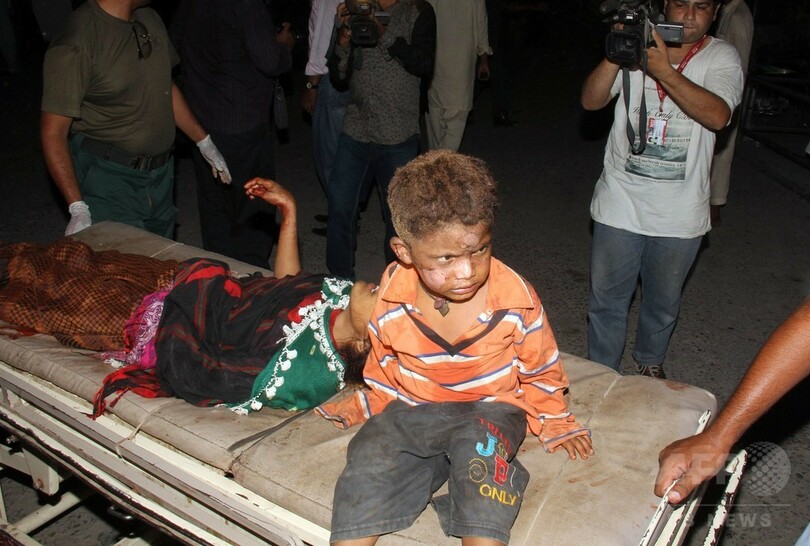 パキスタン中部、爆発で9人死亡42人負傷 三輪タクシーに爆発物か