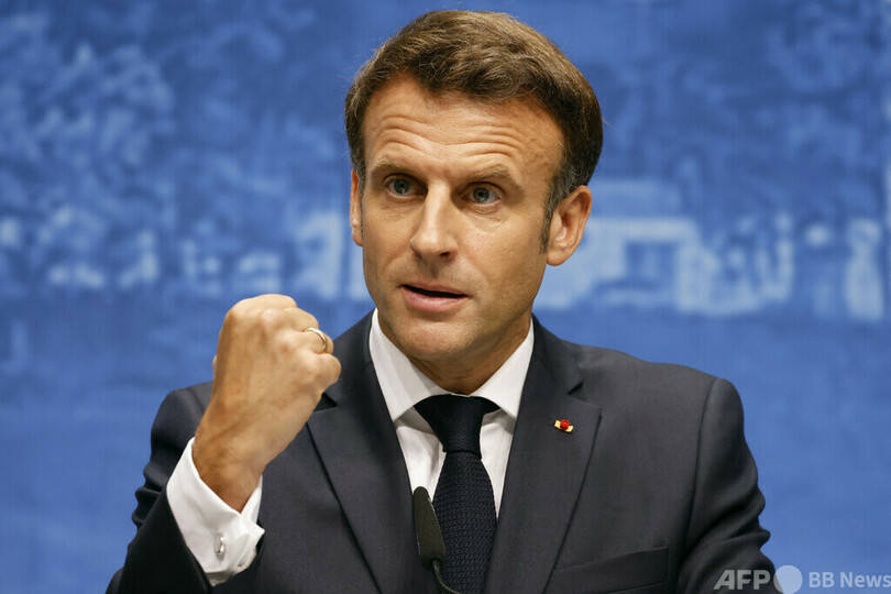 「ロシアはテロ支援国家」に同意せず 仏大統領
