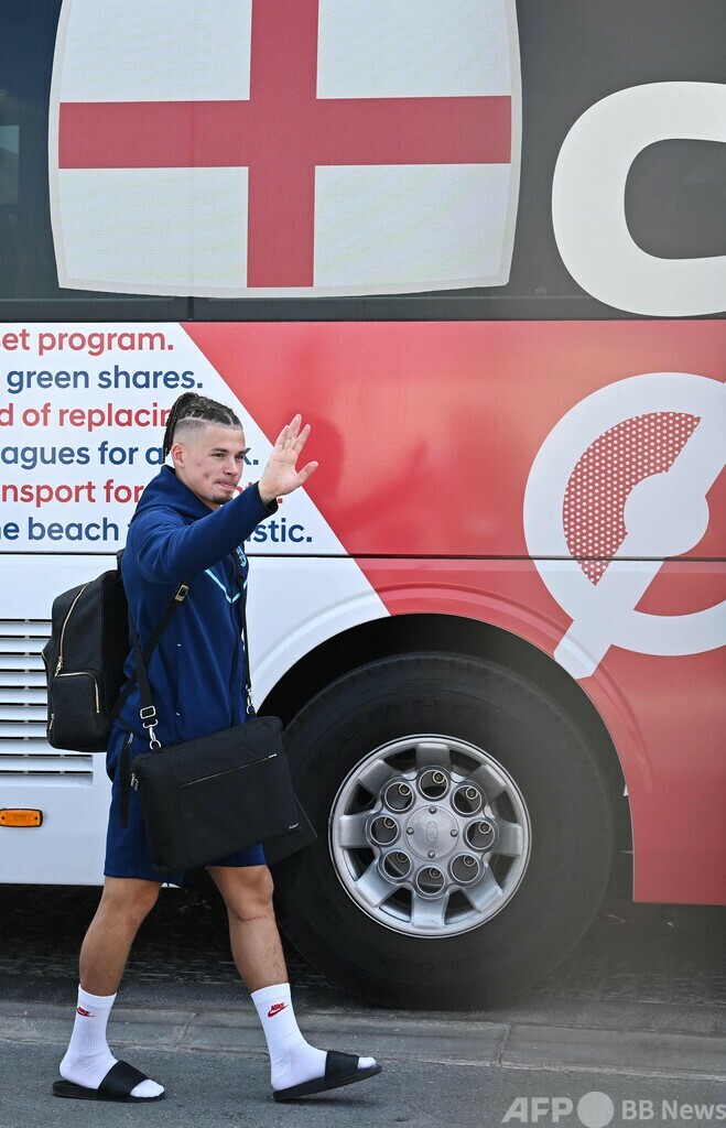 イングランド代表MF「体重増」でW杯から帰国 マンC監督が苦言