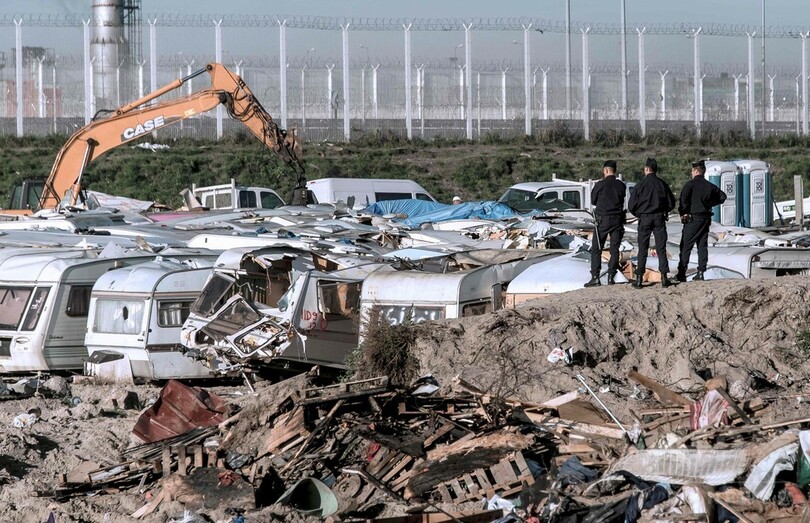 仏移民キャンプ撤去完了、野宿者増えたパリでは懸念も