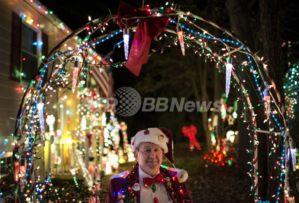 手作り感満載 米住宅地のクリスマスイルミネーション 国際ニュース Afpbb News