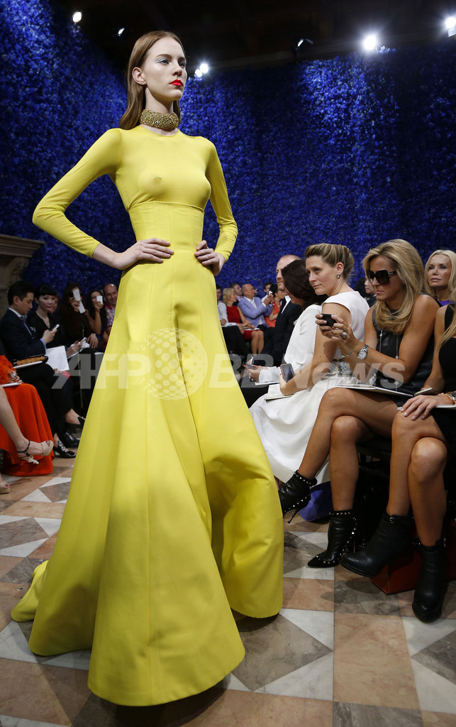 ＜12/13年秋冬パリ・オートクチュール＞ラフ・シモンズによる新生「ディオール」をチェック