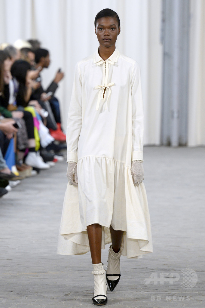 「ヴェロニク・ブランキーノ」17年春夏