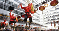2008年2月9日、オランダのハーグ（Hague）の中華街で行われた旧正月の新年行事。(c)AFP/ANP/ROBIN UTRECHT