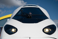 仏西部ラロシェルにある鉄道車両大手アルストムの工場で公開されたフランス国鉄向けの次世代高速鉄道車両「TGV M」（2022年9月9日撮影）。(c)XAVIER LEOTY / AFP