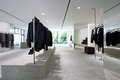 東京・南青山にオープンした「RICK OWENS TOKYO STORE」の内観。（c）Rick Owens