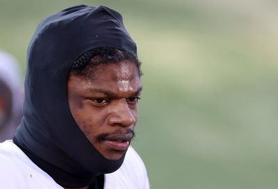 レイヴンズのQBジャクソン、2度のコロナ陽性もワクチン接種保留