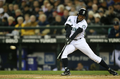 ＜07MLB＞イチロー 開幕2戦目でシーズン初のマルチヒットを記録 - 米国