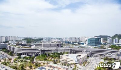 韓国の“恐竜官庁”企画財政省が発足18年で解体…経済司令塔の「大手術」