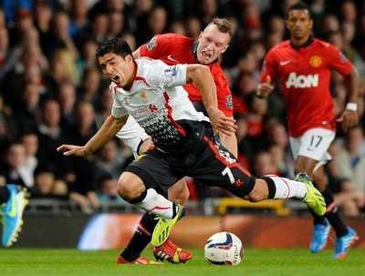 マンU、スアレス復帰のリバプールに勝利 キャピタル・ワン・カップ