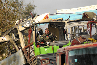 カブールで自爆攻撃、13人死亡