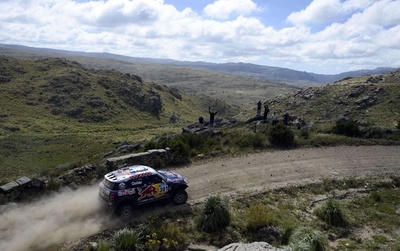 アルアティアが雪辱、第2ステージ制し総合首位に ダカールラリー