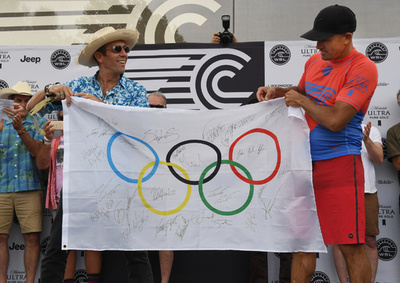 東京五輪のサーフィンは「海」開催、人工波プールは非採用に