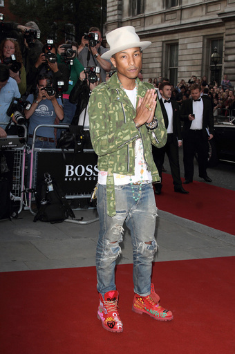 カール・ラガーフェルドとファレル・ウィリアムスがコラボ