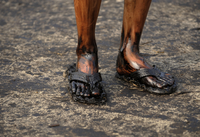 中国・大連の原油流出、沈静化の方向へ 長期的な環境影響懸念も