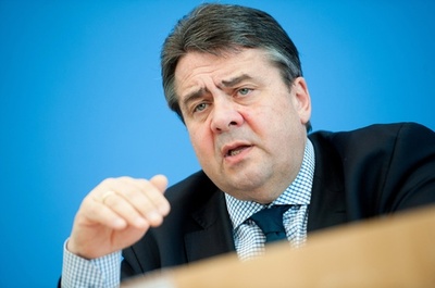 ギリシャからの戦時賠償請求は「ばかげた話」、独副首相