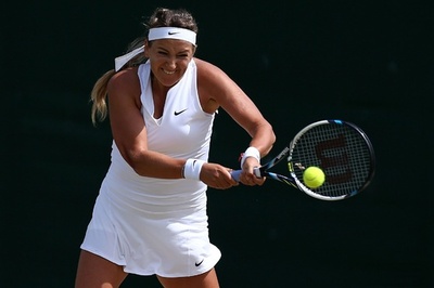 アザレンカが8強、セレーナと対戦へ ウィンブルドン選手権