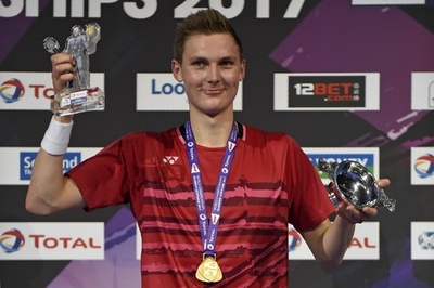 アクセルセンが悲願の金、林丹の6度目V阻む 世界バドミントン