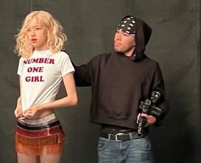 BLACKPINKロゼ、ヘアスタイリストの訃報に追悼の言葉