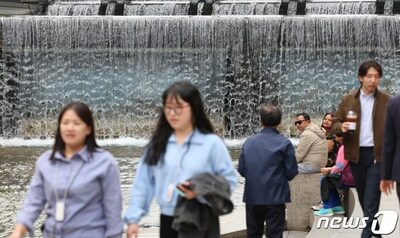 韓国・給与労働者の6割が1年以内に退職…雇用維持率に性別・学歴で差