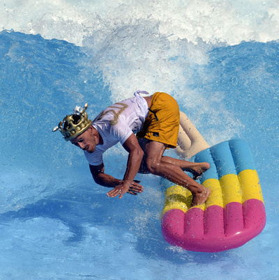 【今日の1枚】弘法筆を選ばず？ エアなサーフィン