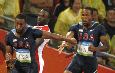 米国 男子4x100メートルリレー予選でバトンミスで失格
