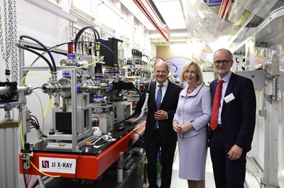 世界最強のX線レーザー、欧州で稼働 ナノレベルの撮影可能に