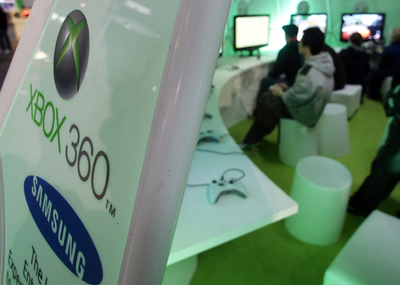 マイクロソフトの新家庭用ゲーム機「Xbox 360 Arcade」に厳しい批評