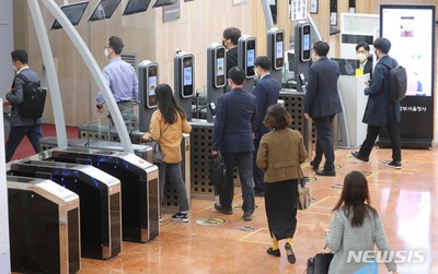 韓国、公務員の仕事満足度が5年ぶり上昇…職務ストレス・転職意向が減少