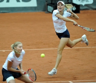 ロシアが逆転勝利で決勝進出、フェド杯