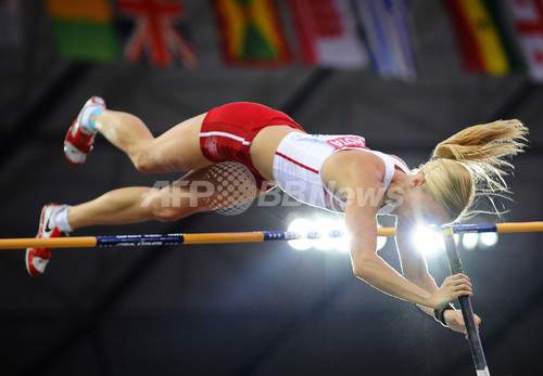 ロゴフスカが女子棒高跳びを制す イシンバエワは記録なしに 世界陸上ベルリン大会 写真22枚 ファッション ニュースならmode Press Powered By Afpbb News