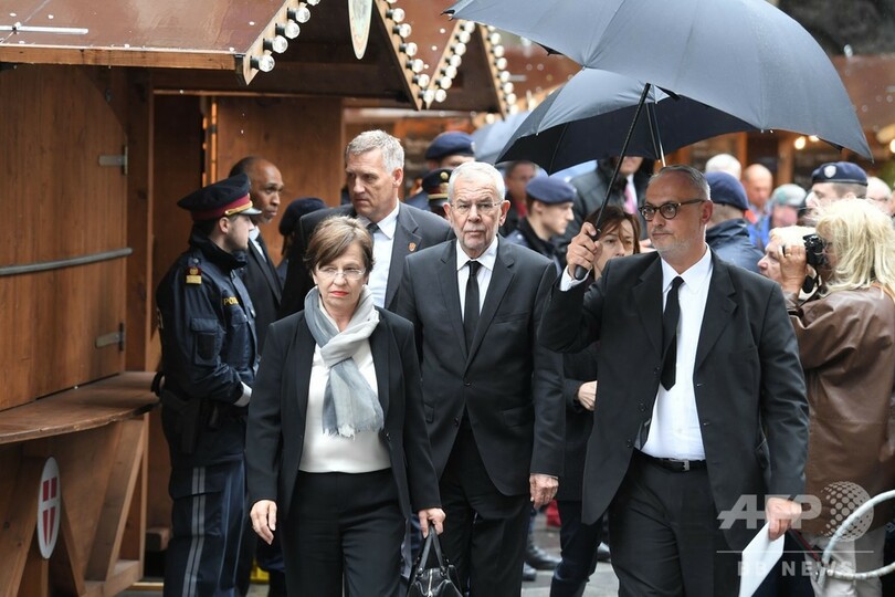 ニキ・ラウダ氏の葬儀に数千人参列、F1レジェンドに最後の別れ