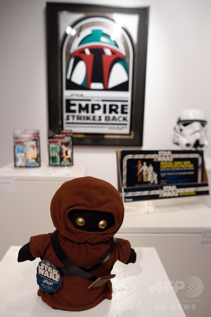 ルークの人形220万円？スター・ウォーズの希少グッズ競売へ