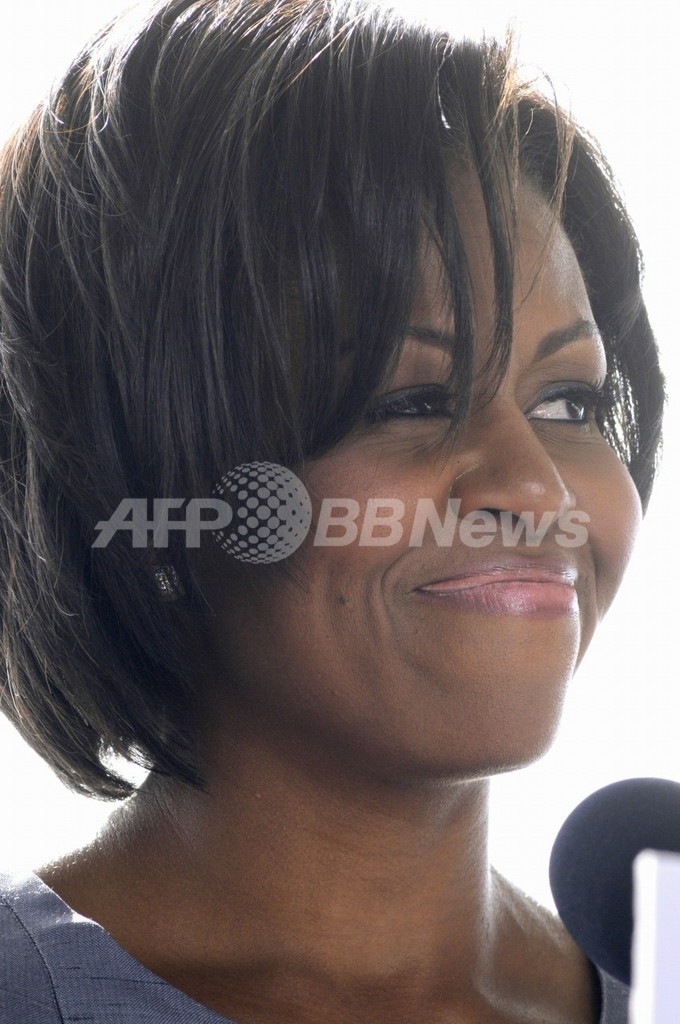 「最も影響力のある女性」 オバマ夫人がトップに、米紙フォーブス 写真1枚 国際ニュース:AFPBB News 「最も影響力のある女性」 オバマ夫人がトップに、米紙フォーブス 写真1枚 国際ニュース:AFPBB News