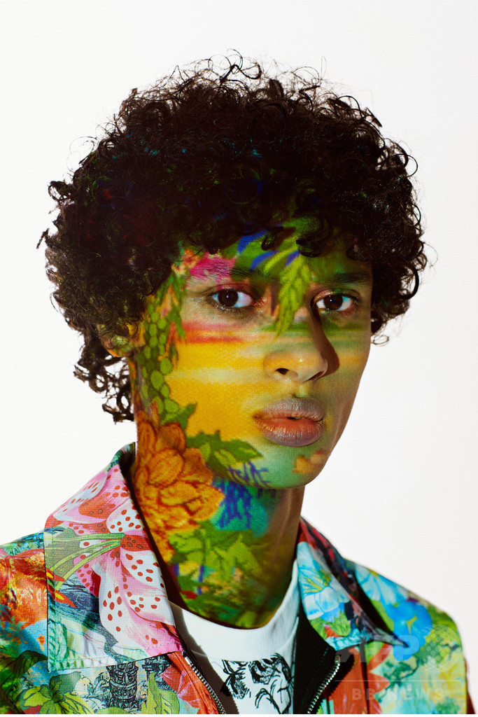 「ケンゾー」ジャングル・ブックに捧げるコレクション